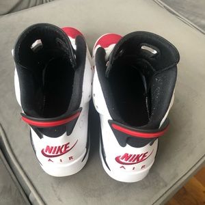 Air Jordan carmine size 9.5